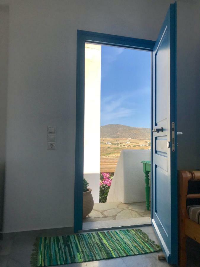 Paros Book'Inn Piso Livadi Exterior photo